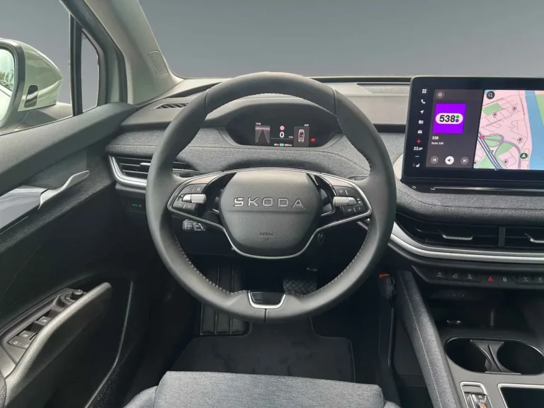 Skoda Elroq 85 Tour Edition zakelijk leasen - dashboard met Loft interieur