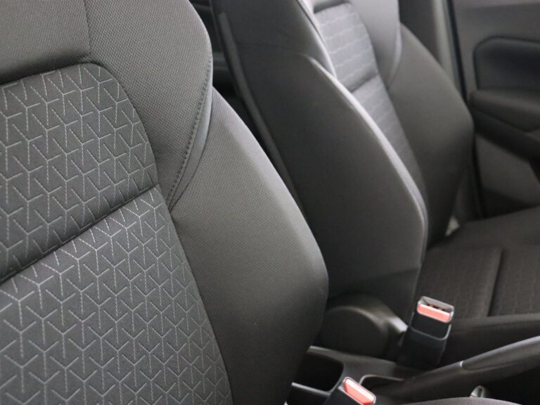 Suzuki Swift 1.2 Comfort SmartHybrid ramen - operational lease zakelijke uitstraling