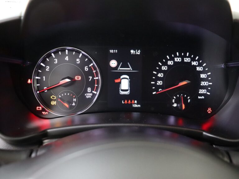Suzuki Swift 1.2 Comfort SmartHybrid voorkant hoek - zakelijke lease auto