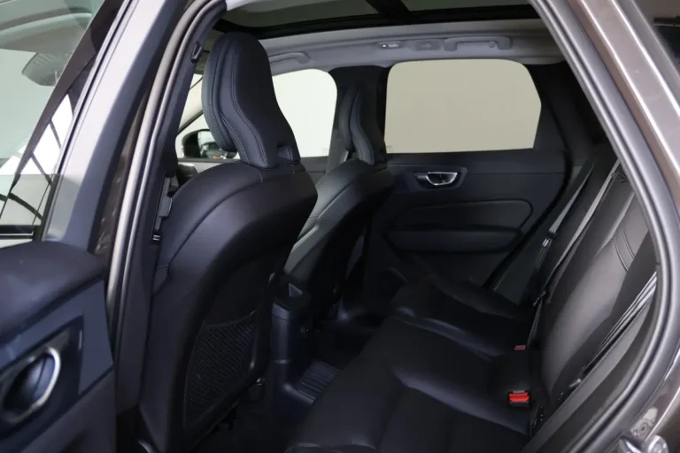 Volvo XC60 operational lease direct leverbaar met comfortstoelen