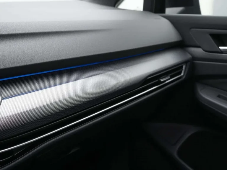 Volkswagen Golf GTE lease - detail van Full LED koplampen