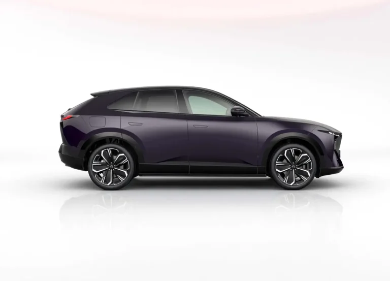 Mazda CX-6e zakelijk leasen als full operational lease