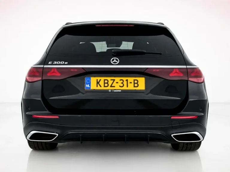 Mercedes-Benz E-Klasse Estate, achteraanzicht
