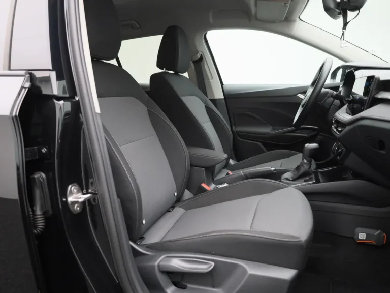 Skoda Fabia Selection, voorstoelen met stoffen bekleding