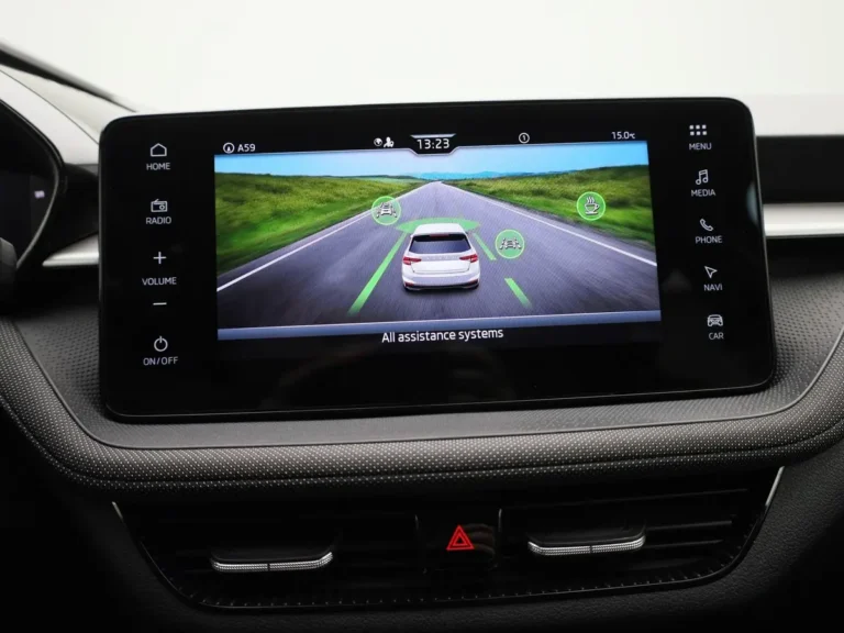 Skoda Fabia Selection, infotainmentscherm met rijassistentie-instellingen