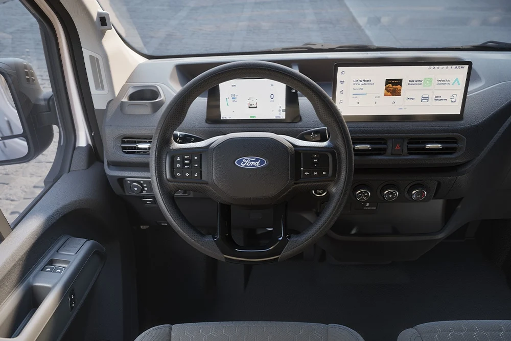 Ford Transit City, zakelijke lease - dashboard met 7 inch digitaal instrumentenpaneel