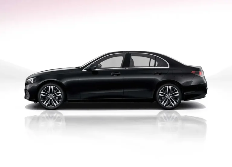Mercedes-Benz C-Klasse C 300 e Business Solution Luxury zakelijk leasen - zijaanzicht links