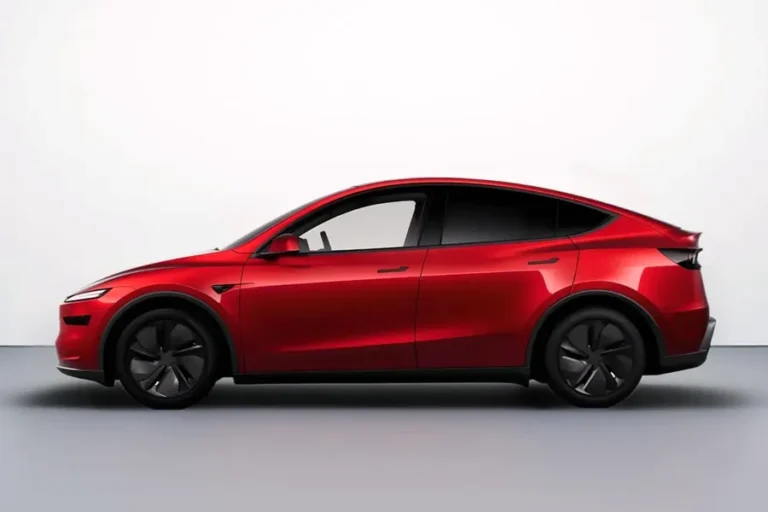 Tesla Model Y Premium Long Range RWD 5d.