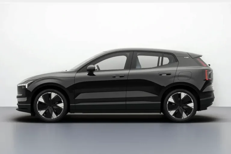 Volvo EX30 P3 Long Range Plus Europa