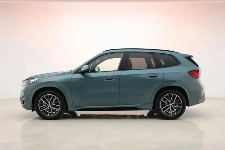 BMW iX1 eDrive20 M Sport