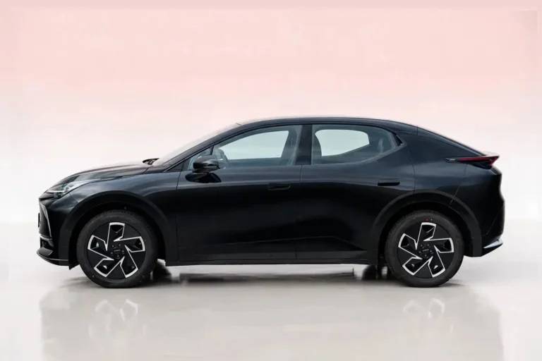 Lynk & Co 02 Business Edition 66kWh