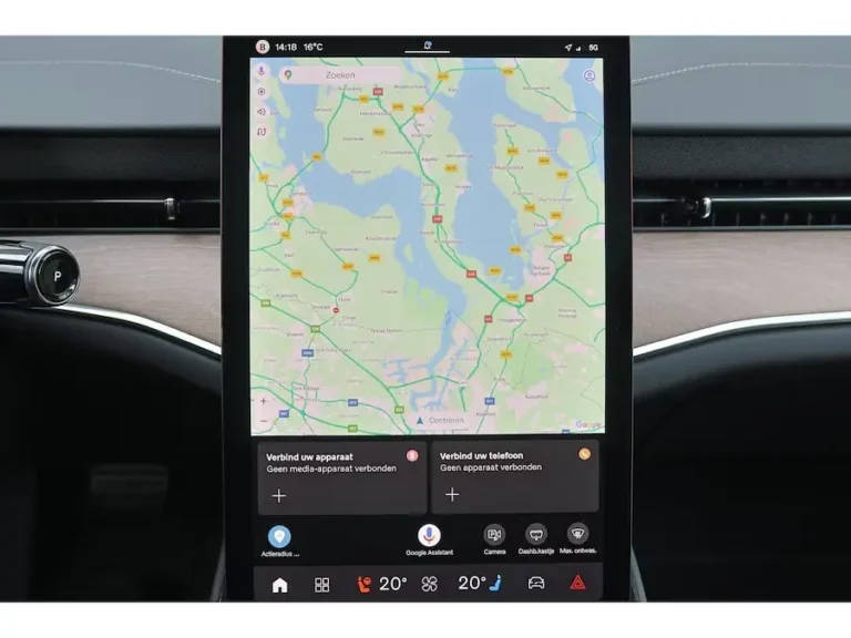 Volvo ES90, centraal touchscreen met navigatiekaart