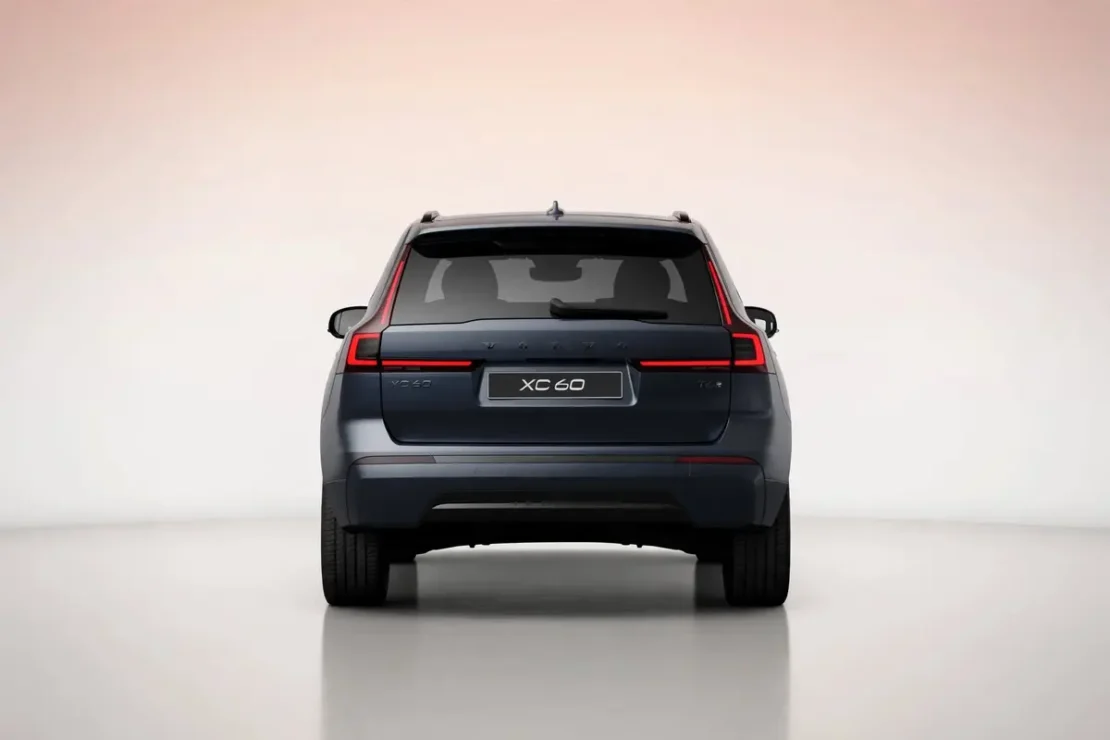Volvo XC60, achteraanzicht met LED-achterlichten en XC60-embleem op de achterklep